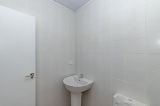 Local comercial en alquiler en Cervantes en Granada