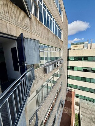 Oficina en venta en Simancas en Madrid