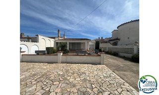Casa adosada en venta en Empuriabrava en Castelló d´Empúries