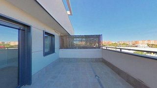 Piso en venta en San Fermín en Madrid