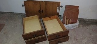 Cajones y puertas de madera