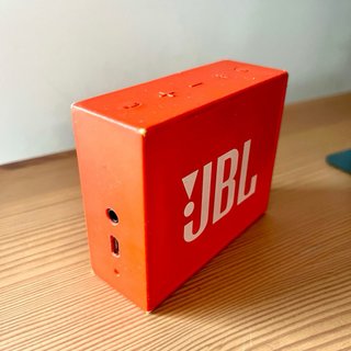 Altavoz Portátil JBL GO / color naranja