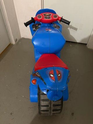 Moto Infantil Spiderman Azul y Roja