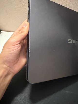 Portátil Asus i7