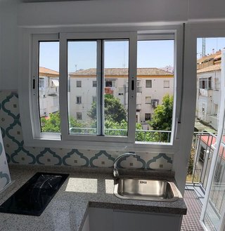 Piso en alquiler en Los Remedios en Sevilla