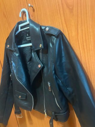 Chaqueta Biker Polipiel Negra Stradivarius