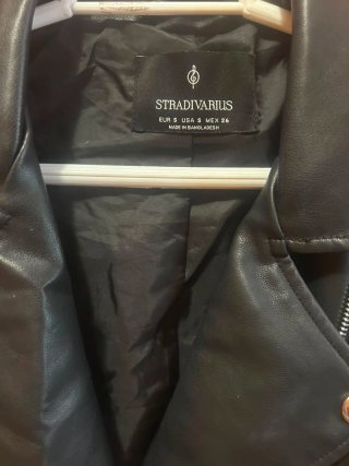 Chaqueta Biker Polipiel Negra Stradivarius