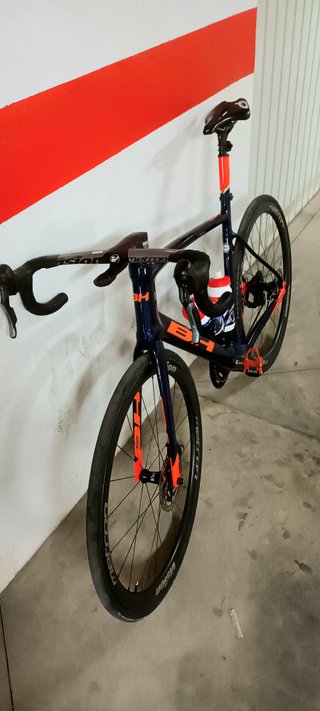 Bicicleta BH G8 Profesional BurgosBh T-L carbono