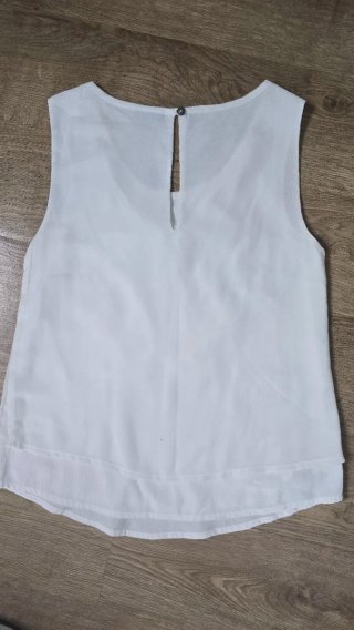Blusa Vila sin mangas con lentejuelas