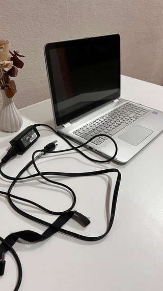 Portátil HP Plata y Negro