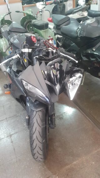 Yamaha R6 2008 Accidentada