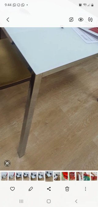 Mesa IKEA TORSBY cristal blanco