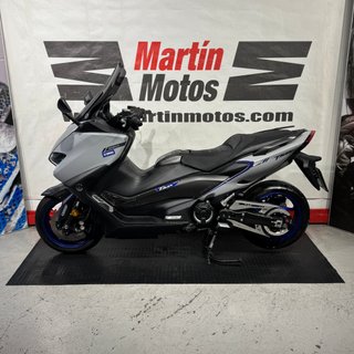 YAMAHA TMAX 560 ABS