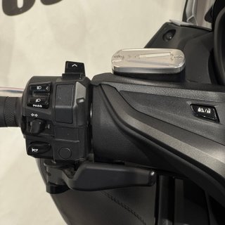 YAMAHA TMAX 560 ABS