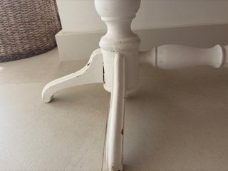 Mesa redonda mármol y madera