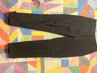 Cappotto Desigual Multicolor e due tailleur Motivi