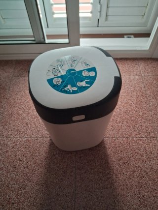 Cubo pañales Sangenic