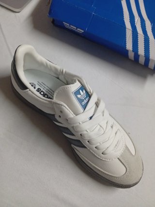 Adidas Samba Zapatillas Blancas y Negras