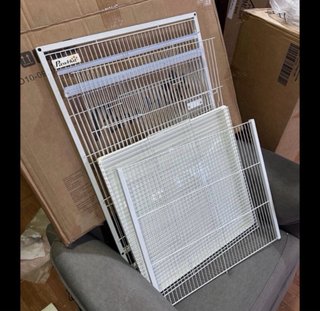 Jaula para pájaros con ruedas