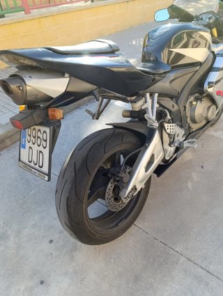 Honda CBR 600 RR 2005 Negra/Plata