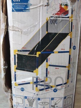 Canasta baloncesto con recogepelotas