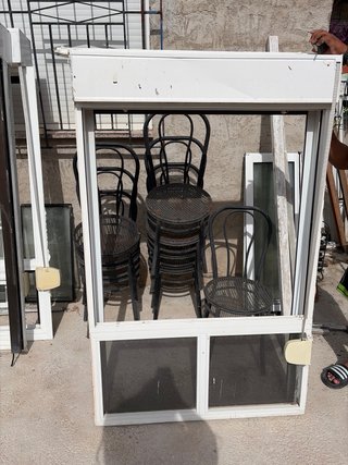 Ventana con persiana
