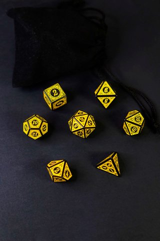 Set 7 Dadi Gialli D&D • Dados JDR Amarillo