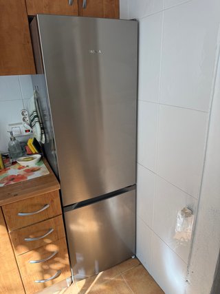 Nevera Combi Winia WRD-M272ET 180€