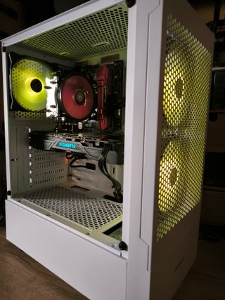 PC GAMING INTEL I7-6700K – 16GB RAM–1070 8GB + 2TB