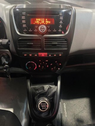 Opel Combo 1.6dcti 105cv selective