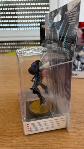 Amiibo Dark Samus - Super Smash Bros. No. 81