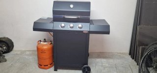 Barbacoa de gas con bombona