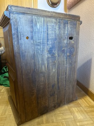 Mueble rústico de madera