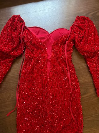 Vestido lentejuelas rojo elegante