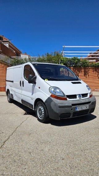 CAMPER RENAULT TRAFIC EMBRAGUE NUEVO CAMA Y+3PLAZ.