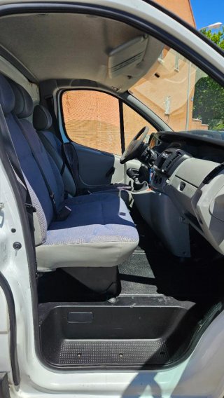 CAMPER RENAULT TRAFIC EMBRAGUE NUEVO CAMA Y+3PLAZ.