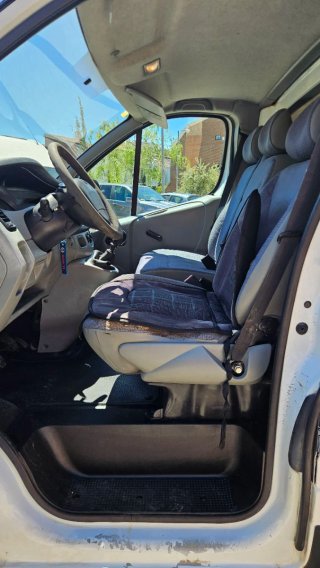 CAMPER RENAULT TRAFIC EMBRAGUE NUEVO CAMA Y+3PLAZ.