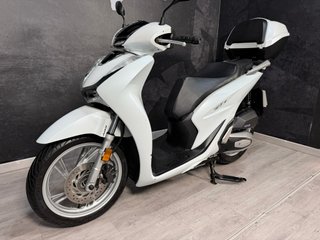 Honda SHi 125 ABS Blanca