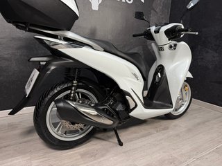 Honda SHi 125 ABS Blanca