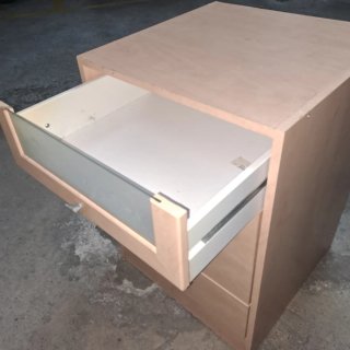 Cajonera de madera 71 x 50 cm