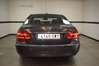 Mercedes-Benz Clase E E 220 CDI Blue Efficiency Avantgarde