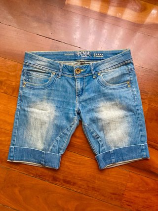 Pantalón vaquero corto mujer