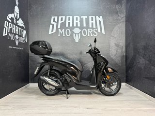 Honda SHi 125 ABS con Baúl
