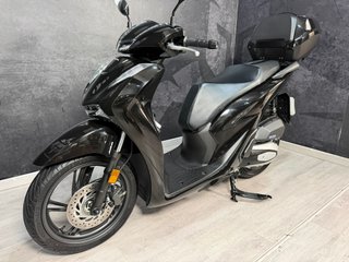 Honda SHi 125 ABS con Baúl