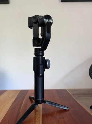 Gimbal Zhiyun Smooth 4 + Estuche