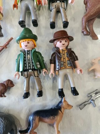 Lote Caza Playmobil con animales y accesorios
