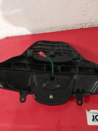 Portamatrículas y basculante Kymco Super Dink