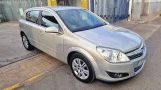 Opel Astra 2010