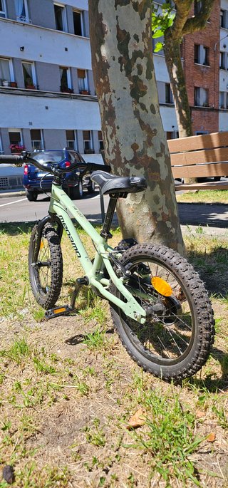 Bicicleta infantil Megamo GO 16 como nueva