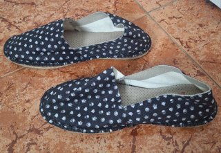 Alpargatas Emoji Negro y Blanco